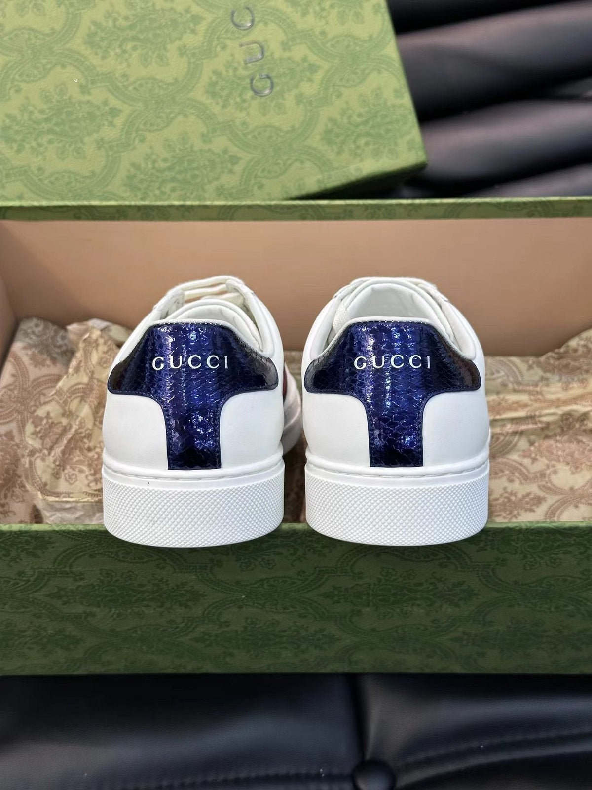 Gucci White Stripe Low-Top Sneakers — back