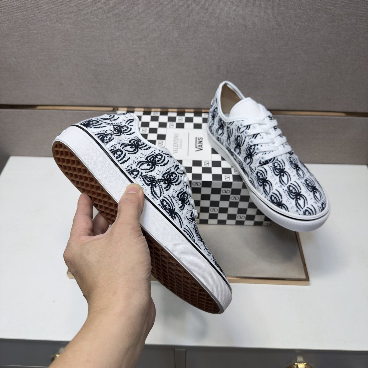 Vans Black Graphic Print Low-Top Sneakers — detail