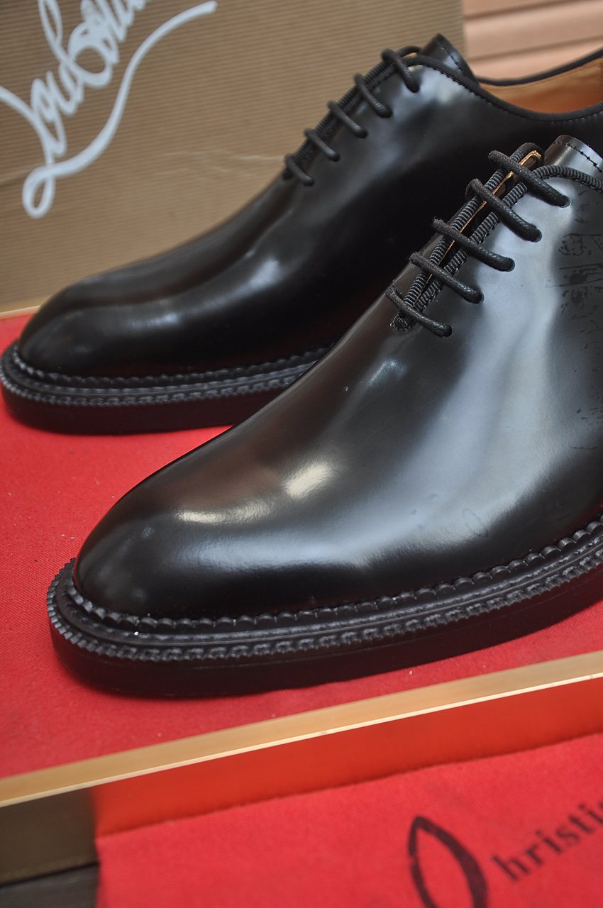 Christian Louboutin Black Lace-Up Dress Shoes — detail