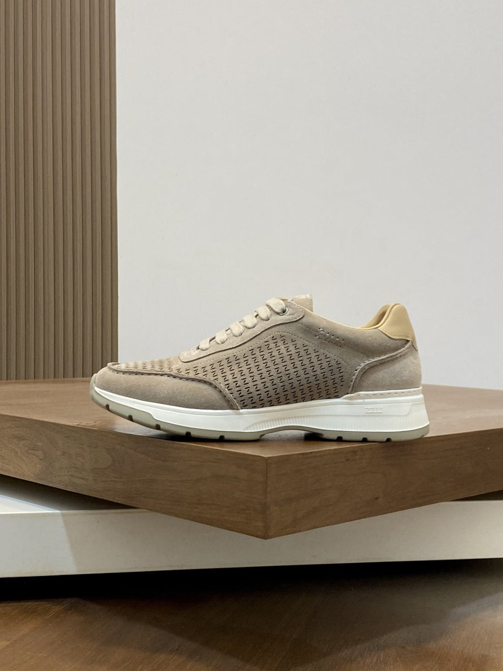 Zilli Textured Lace-Up Sneakers — side