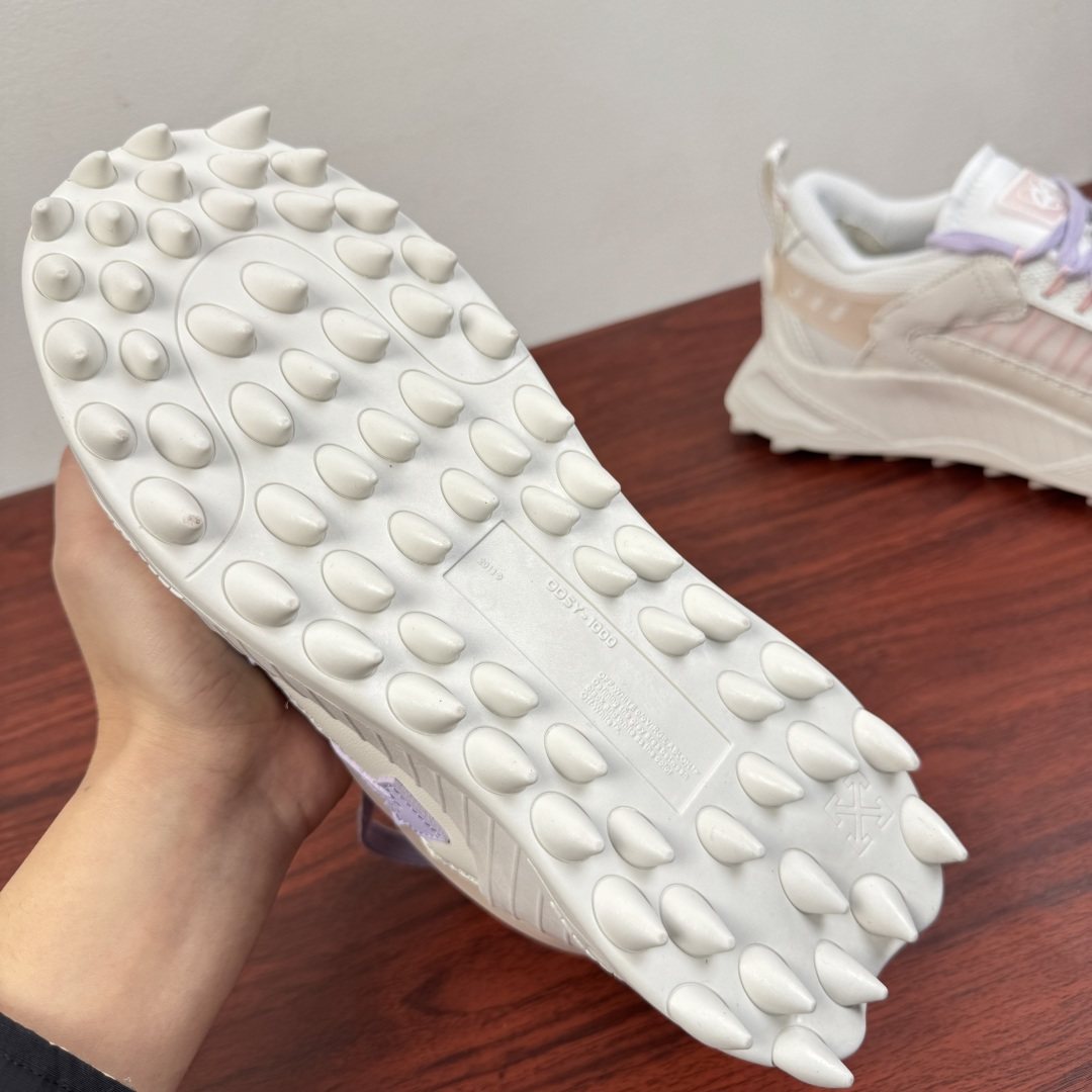 Off-White ODSY-1000 Chunky Sneakers — detail