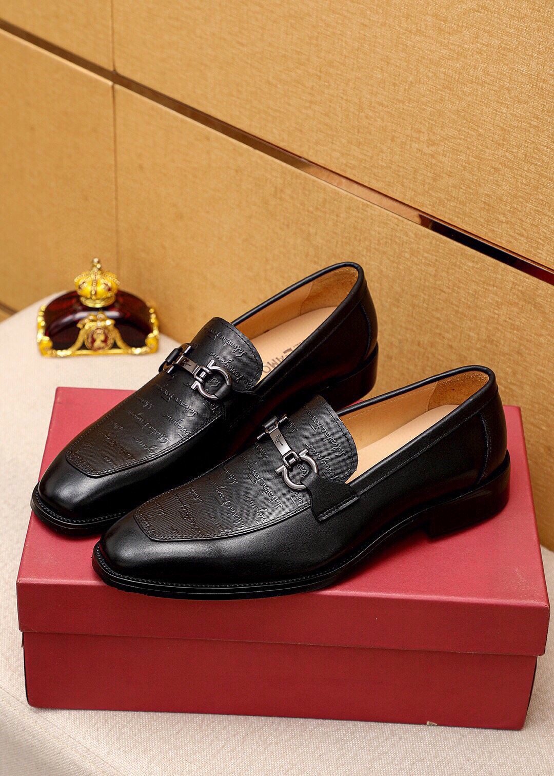 Ferragamo Textured Buckle Loafers — side