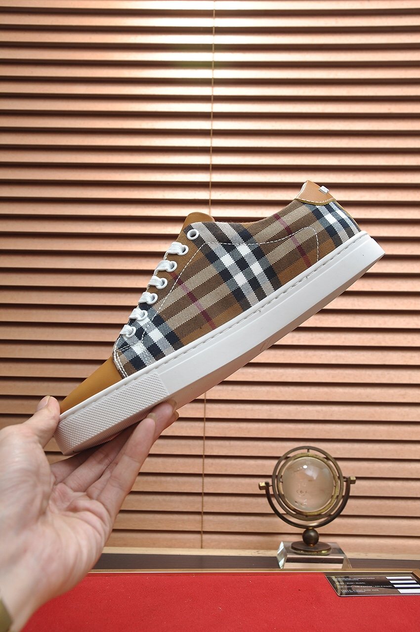 Burberry Check Panel Low-Top Sneakers — front
